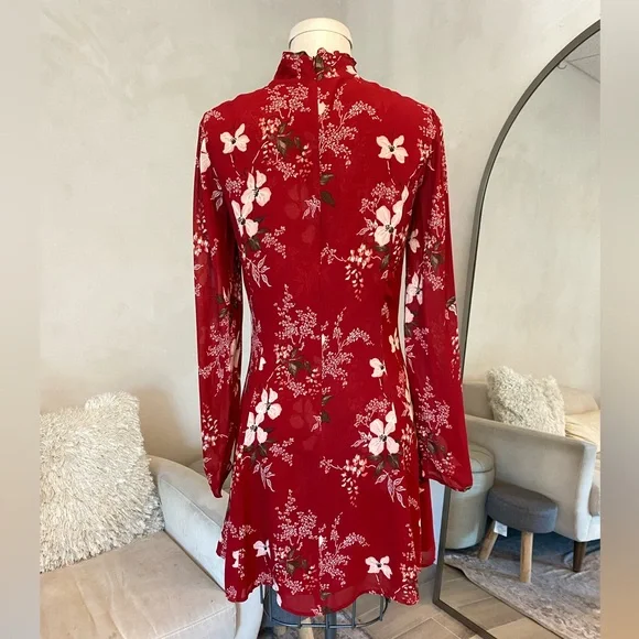 REFORMATION RED BURGANDY FLORAL VIVIANNE DRESS MINI NWT - Picture 3 of 11
